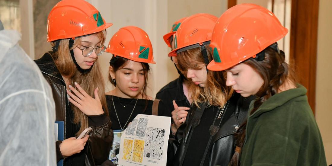 Искусство реставрации старинных особняков: завершился московский этап выездных школ реставрации